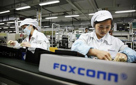 foxconn_workers11