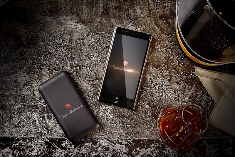 Lamborghini’den Android Telefon Üretimi: Alpha One!