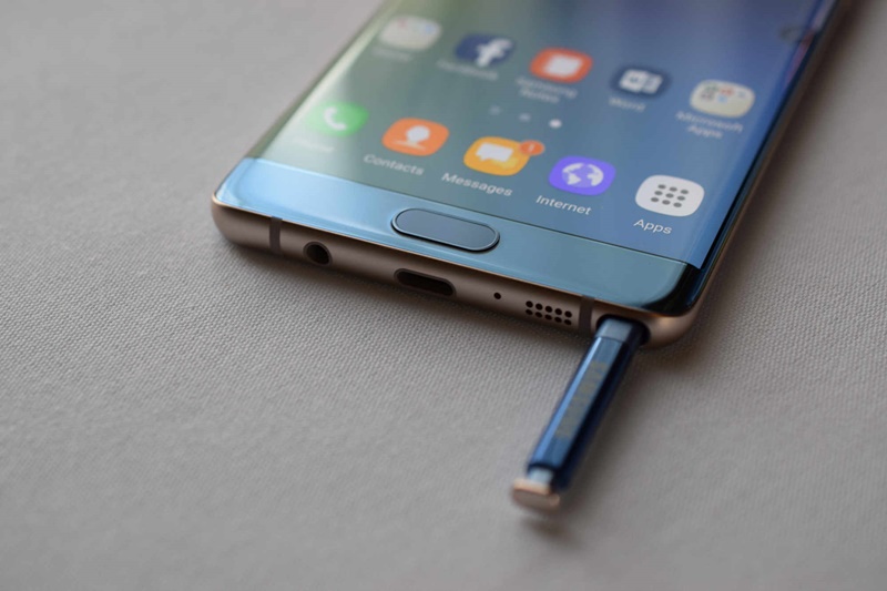 Note 7 Kullanıcılarına, Galaxy Note 8 425 Dolar İndirimli Satılacak! 3 Note 7 Kullanıcılarına, Galaxy Note 8 425 Dolar İndirimli Satılacak!