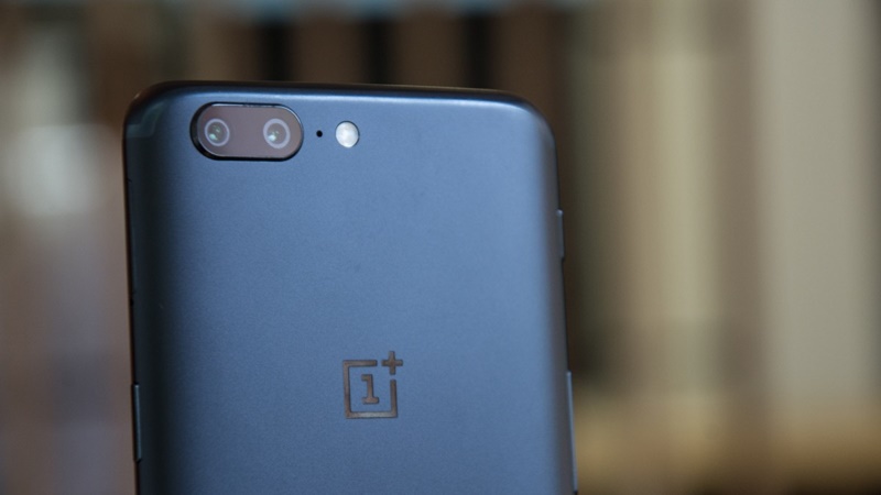 OnePlus, Çerçevesiz Ekranla Gelecek!