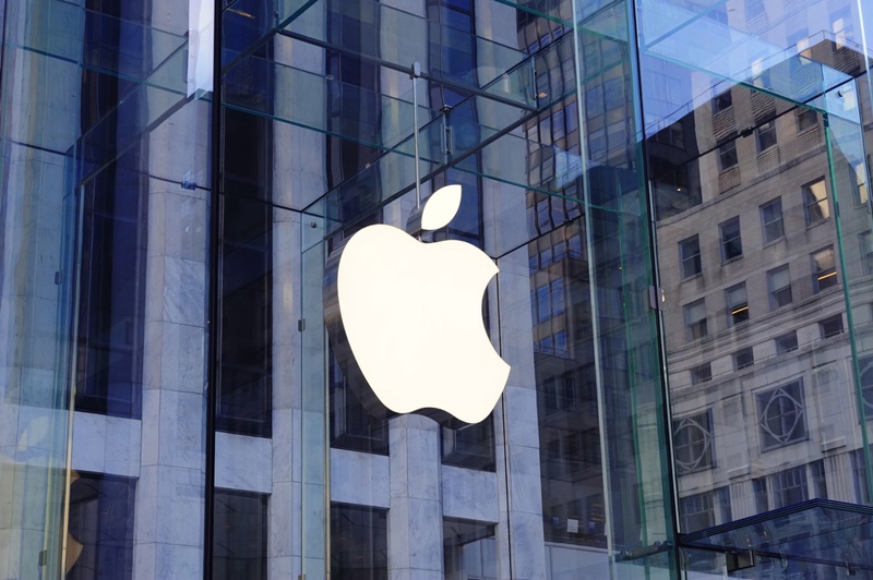 Apple’dan Yeni iPhone Rekoru!