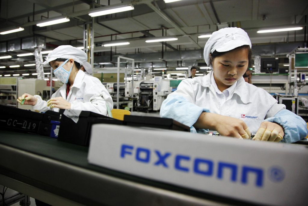 Foxconn 10 Bin Kişiyi İşten Çıkaracak! 1 Foxconn 10 Bin Kişiyi İşten Çıkaracak!