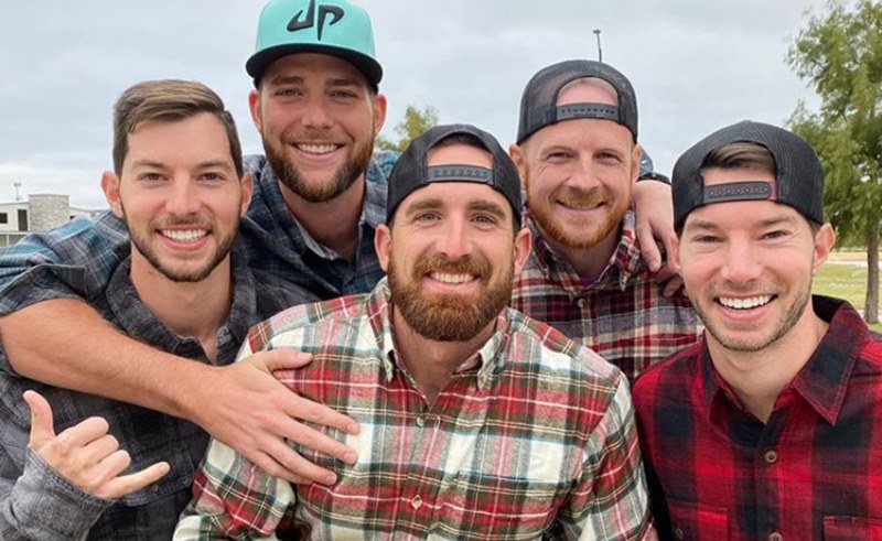 En Çok Kazanan YouTuber'lar: Gelirleri Dudak Uçuklatıyor 8 Dude Perfect