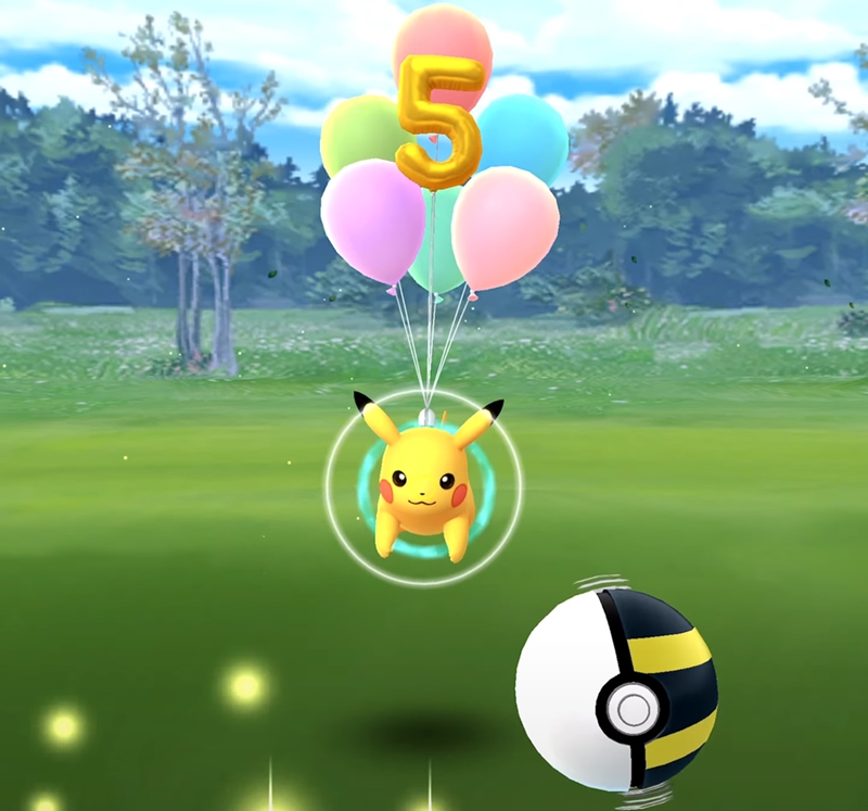 Pokemon Go'nun 5. Yılına Özel Sunulan Uçan Pikachu Nasıl Yakalanır? 2 uçan pikachu pokemon go