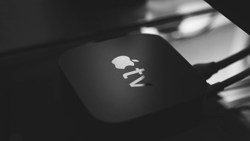 Apple, Brad Pitt ve George Clooney'li Gerilim Filmini Satın Aldı 2 Apple tv filmleri