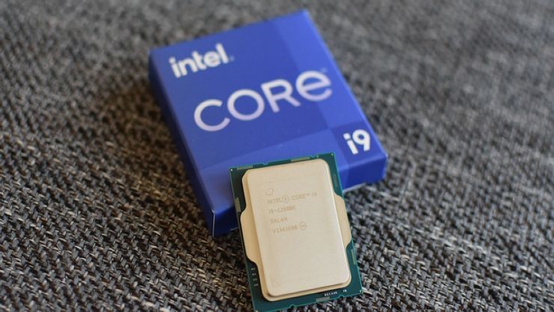 Intel, CES 2022'de i9 12900KS'yi Duyurdu 1 i9 12900KS