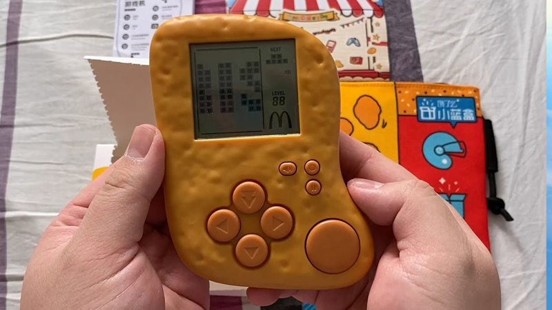 McDonald's Has Released a Special Mini Console for Tetris 1 McDonald's Has Released a Special Mini Console for Tetris