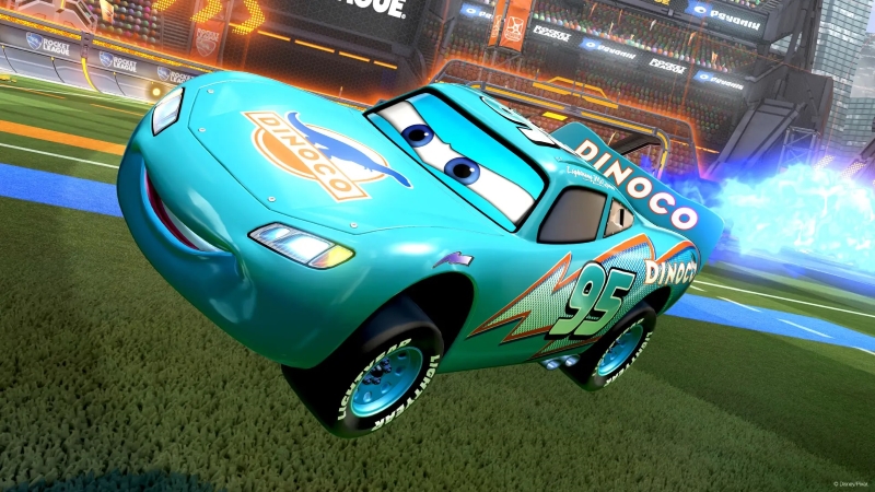 Rocket League'e Arabalar'dan McQueen Geldi 1 Rocket League'e Arabalar'dan McQueen Geldi