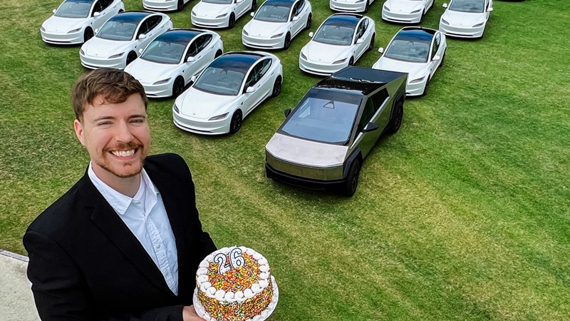 MrBeast'ten Dev Çekiliş: 26 Tesla Hediye Ediyor 1 MrBeast tesla çekilişi
