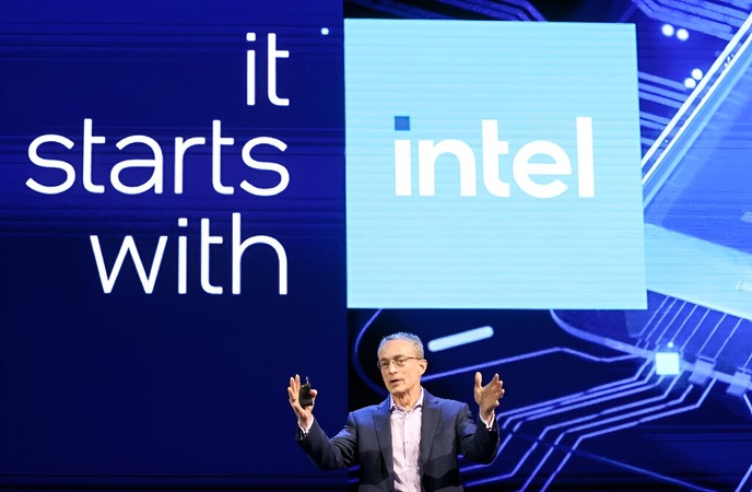 Intel Rises as New AI Chips Challenge Nvidia and AMD