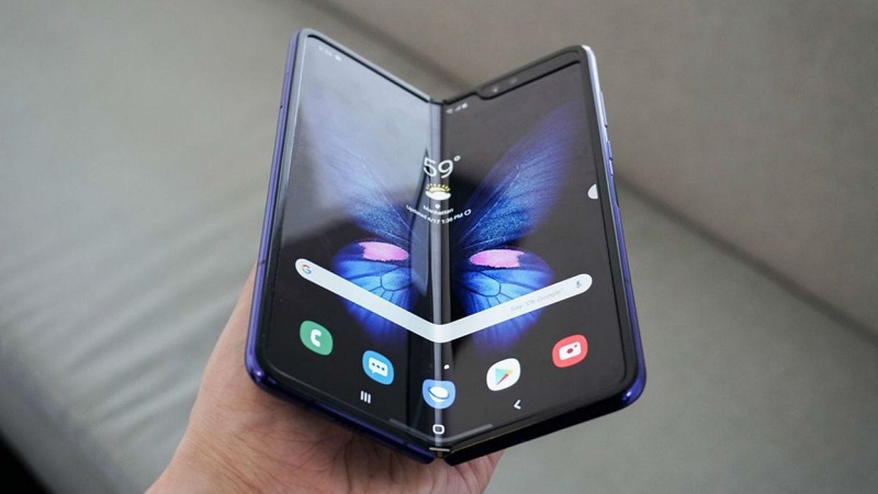 Samsung 360 Derece Dönebilen Telefon Çıkarabilir 1 Samsung 360 Derece Dönebilen Telefon Çıkarabilir
