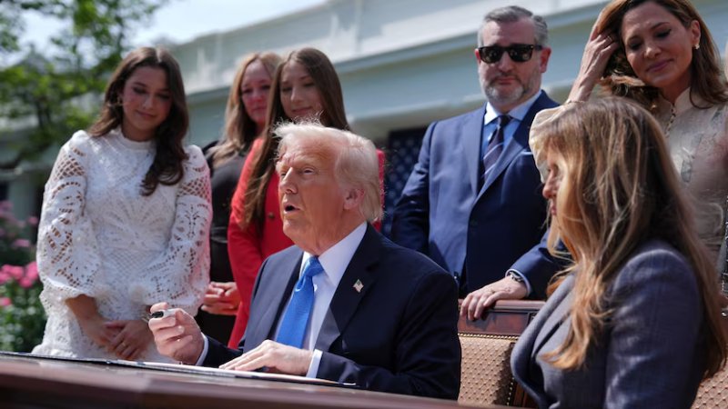 Müstehcen Deepfake Videolar Artık Suç Sayılacak! 1 müstehcen deepfake videolar